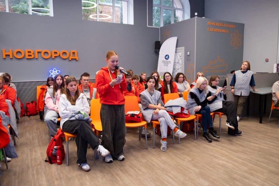 Капля под микроскопом