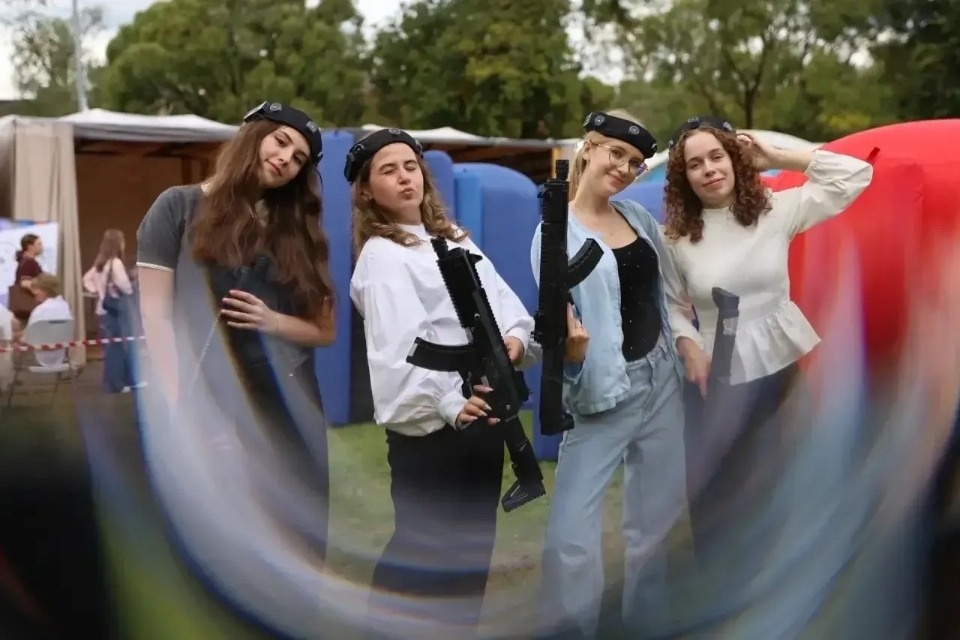 Семь тысяч школьников и студентов посетили фестиваль «Время открытий» в Пскове 