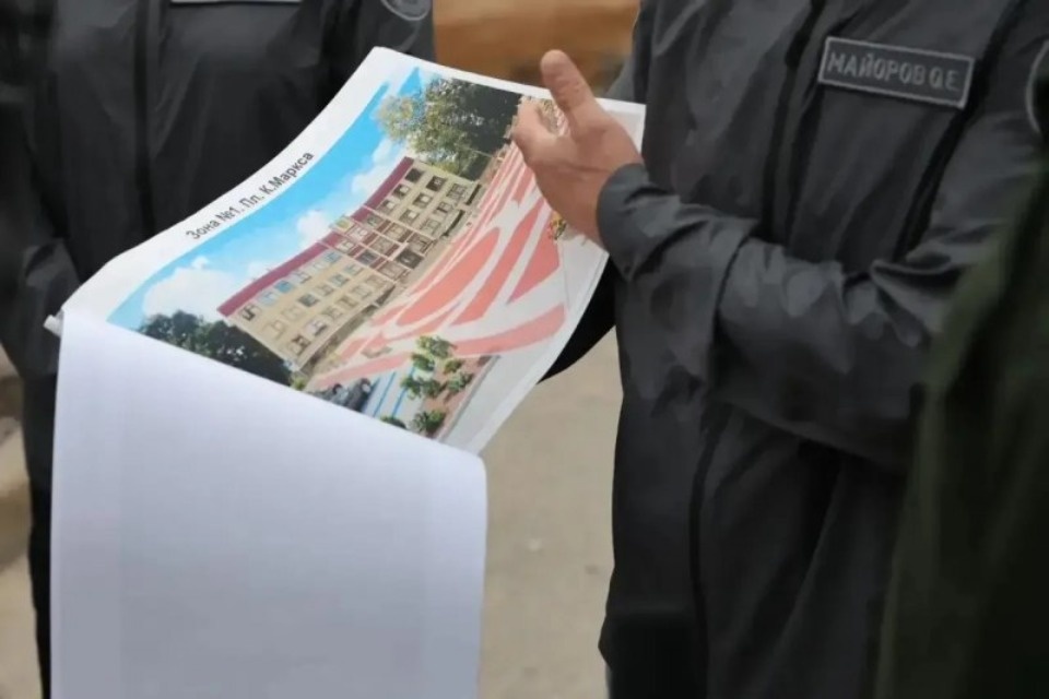 В центре Невеля появится необычный топиарий «Рояль»