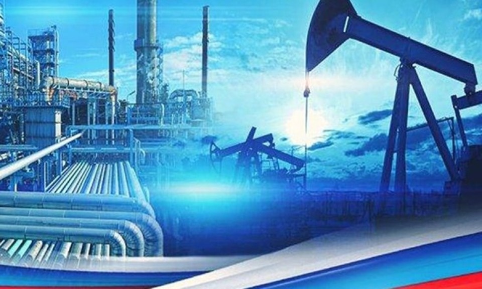 Игорь Руденя поздравил работников нефтяной и газовой промышленности с профессиональным праздником Игорь Руденя поздравил работников нефтяной и газовой промышленности с профессиональным праздником