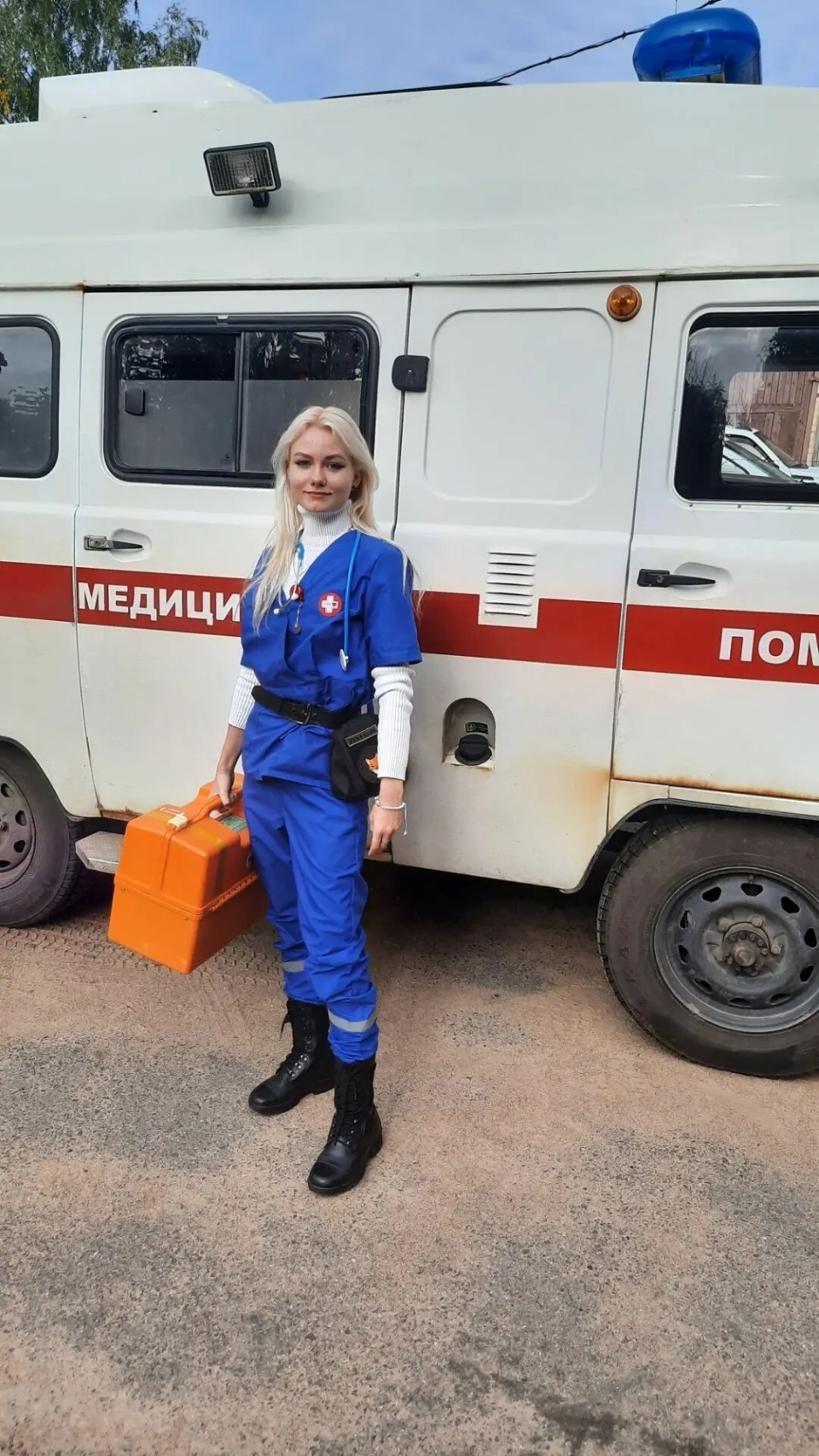 Новый фельдшер приступила к работе на посту «Себежский» Псковской станции скорой помощи Новый фельдшер приступила к работе на посту «Себежский» Псковской станции скорой помощи