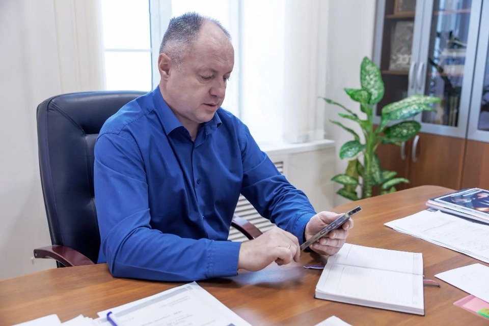 Андрей Козлов проголосовал на выборах через систему ДЭГ