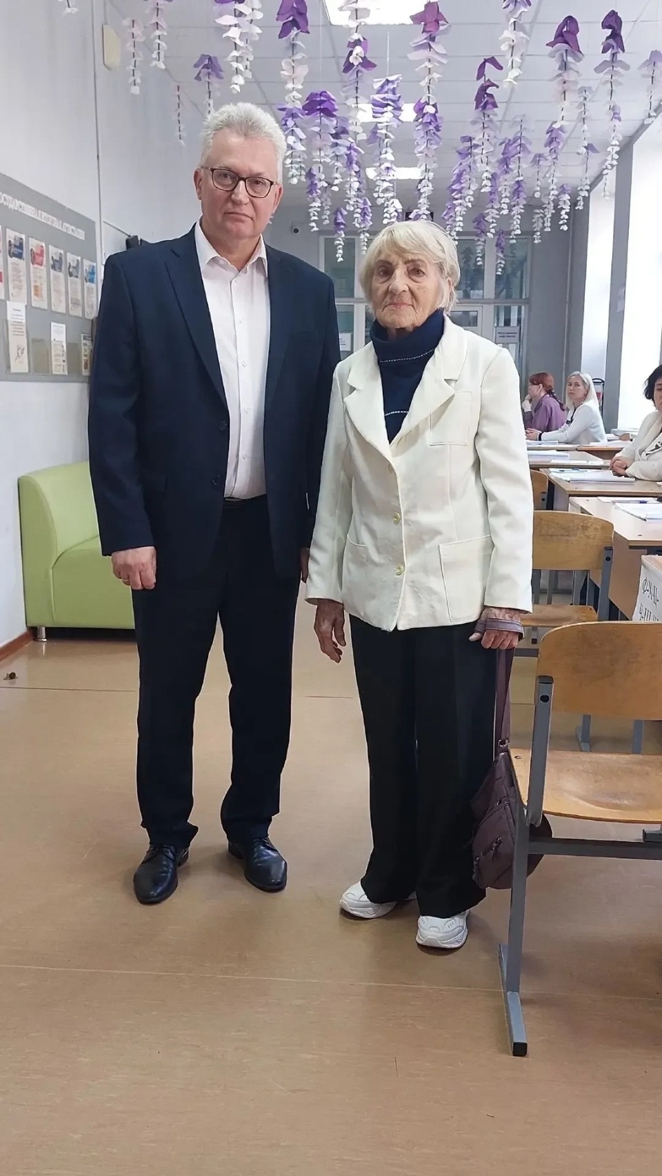 101-летняя великолучанка лично отдала голос на выборах
