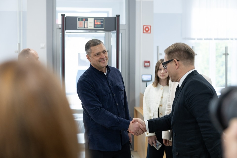Выборы в кадре