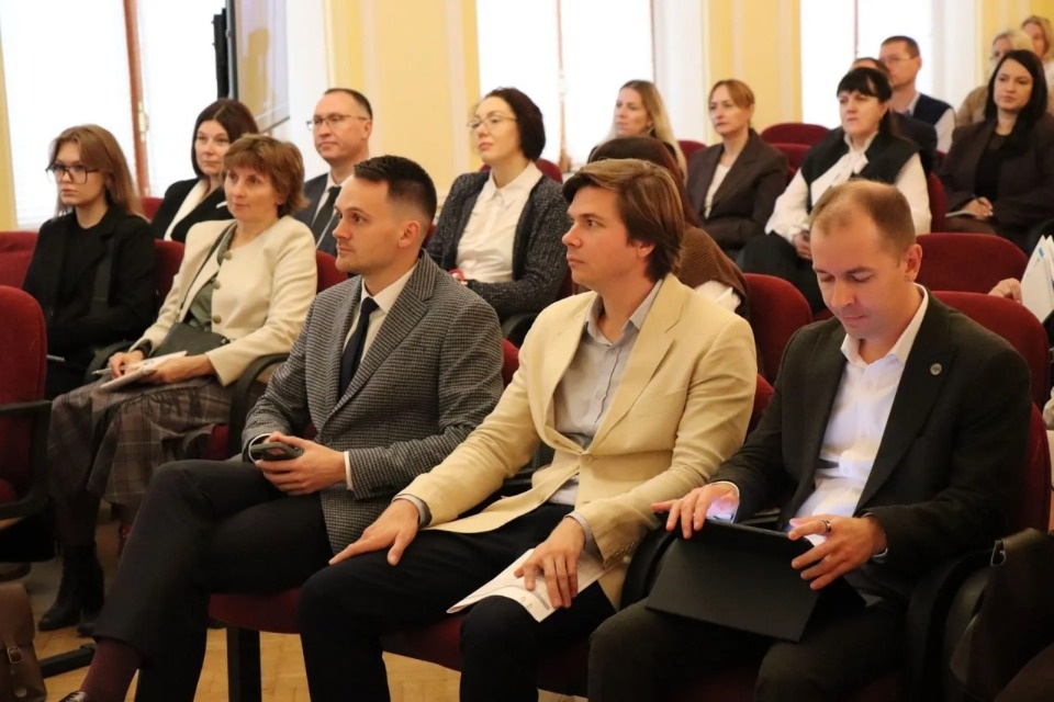 В Пскове обсудили денежно-кредитную политику и запуск цифрового рубля