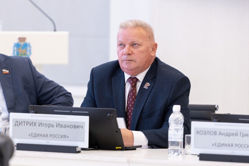В первый ЗакС