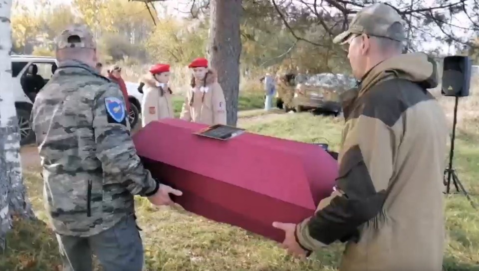  Найденного под Псковом красноармейца проводили на малую родину в Ярославскую область