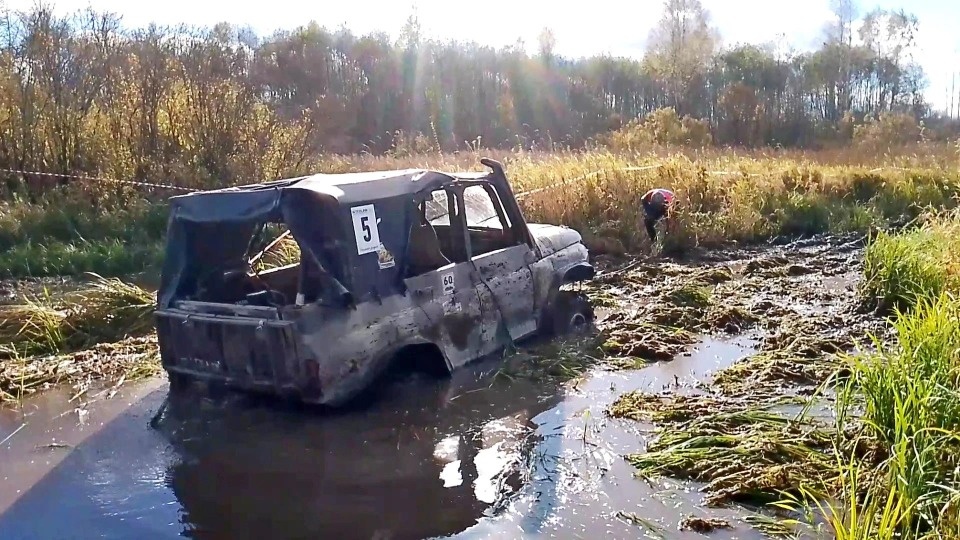 Штурман из псковского УФСИН взял серебро на фестивале вездеходов «Медовые тропы»
