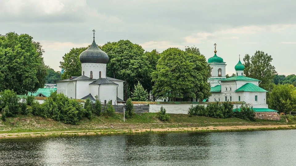 Спасо-Преображенский собор переходит от Псковского музея-заповедника к епархии