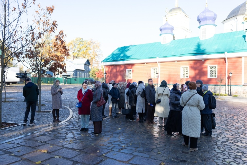 Прогулка по святой обители Прогулка по святой обители