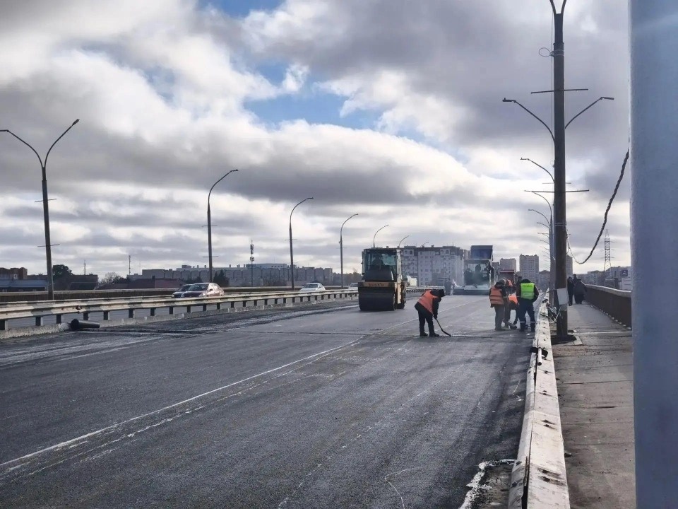Мост Александра Невского в Пскове полностью благоустроят в 2027 году Мост Александра Невского в Пскове полностью благоустроят в 2027 году
